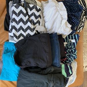 Huge lot maternity clothes small
